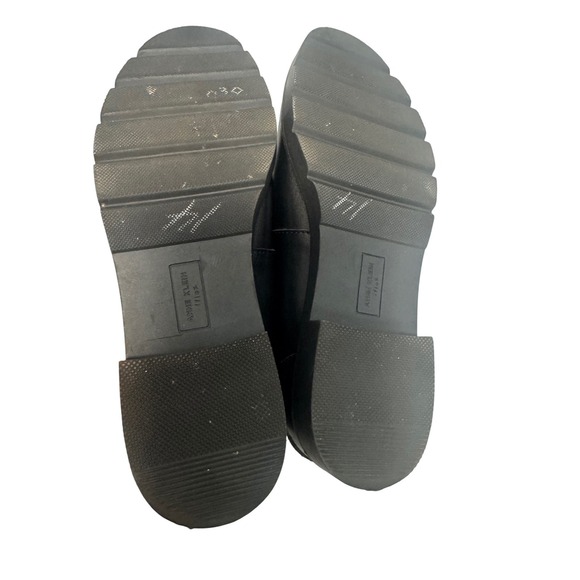 Anne Klein | Chunky Silver Chain Black Loafers Woman Size 8.5 minimal wear - Picture 8 of 9